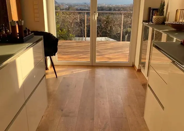 Traumhaus Mit Herrlichem Blick über Сasa de vacaciones